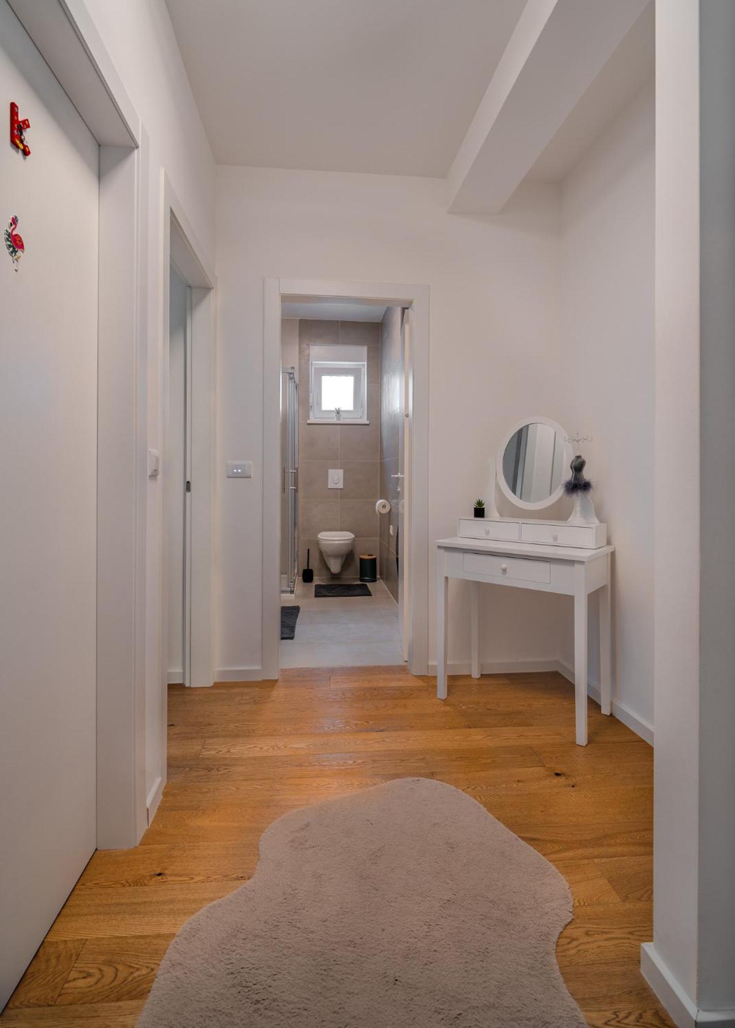 Korina Apartment - Free Private Parking Zadar Eksteriør billede